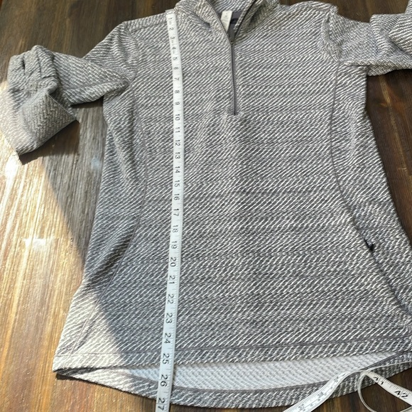 Lululemon Women’s Half Zip Pullover Sz 6 - Picture 8 of 8